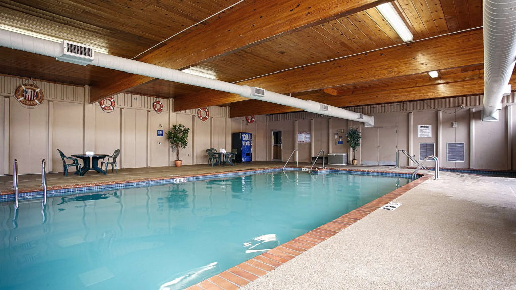 Best Western Riverfront Inn - 5