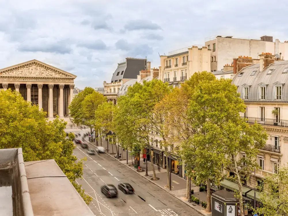Merveil Luxury Suites - Royale - Saint Honore view