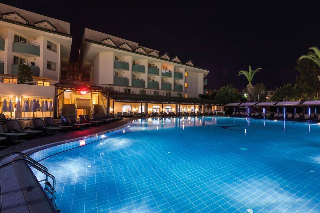 Side Breeze Hotel 5 пляж