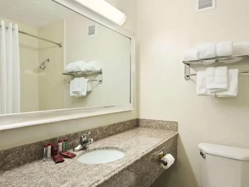 Courtyard by Marriott Tulsa Woodland Hills - Chambres