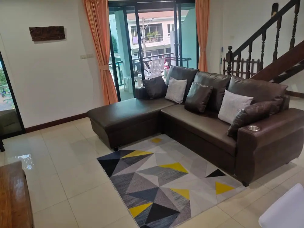 Апартаменты Дуплекс с 2 комнатами с балконом в BEA Apartment