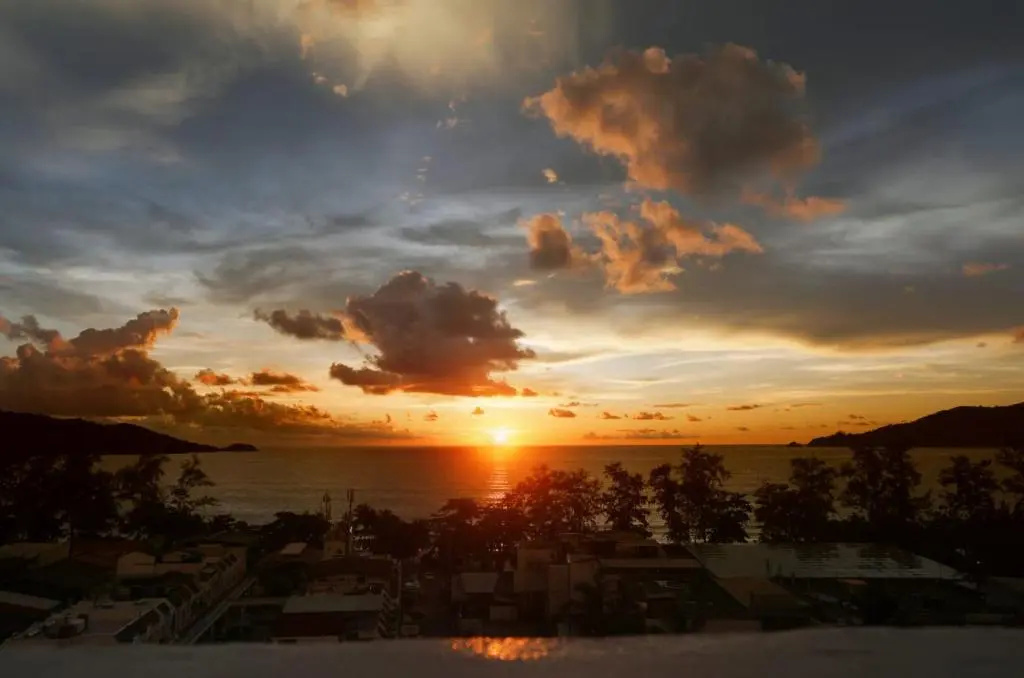 Patong Tower Seaview Family 3 Bedrooms Spa