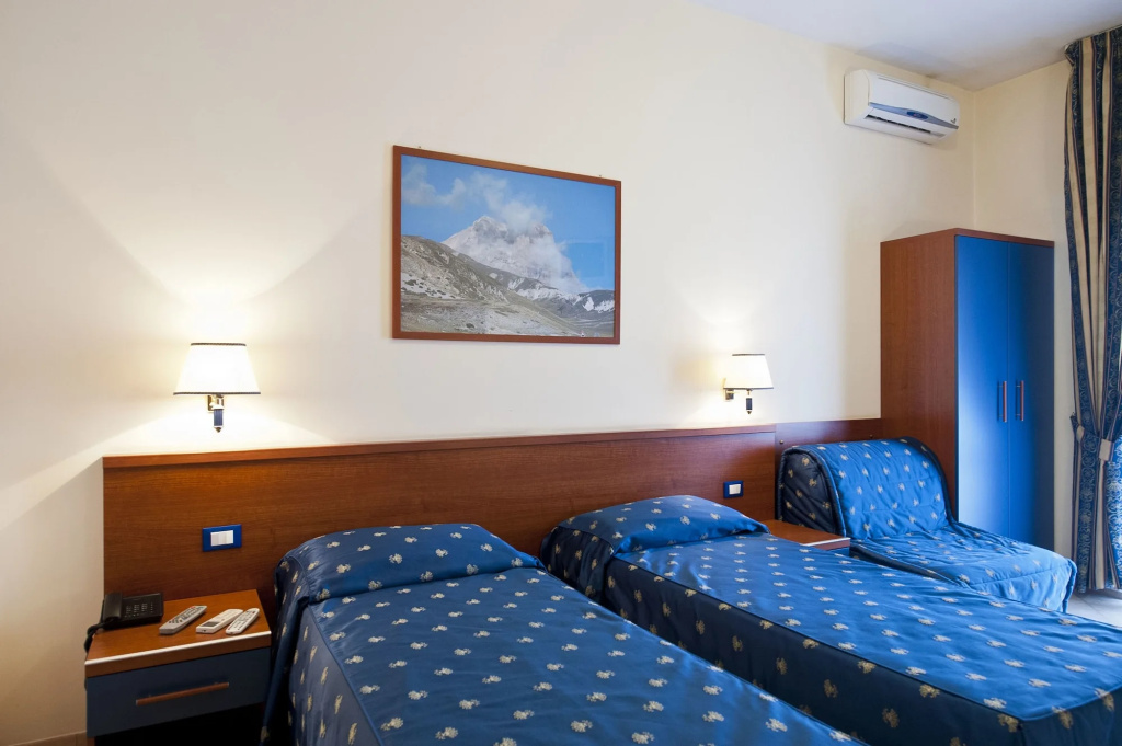 Hotel photo 8