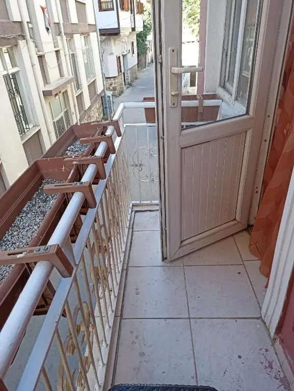 Balcony & Terrace