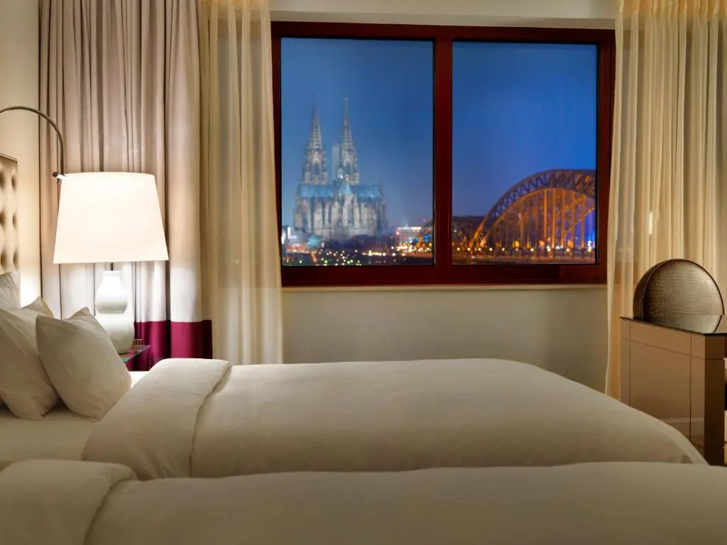 Double room Rhine View (twin beds)