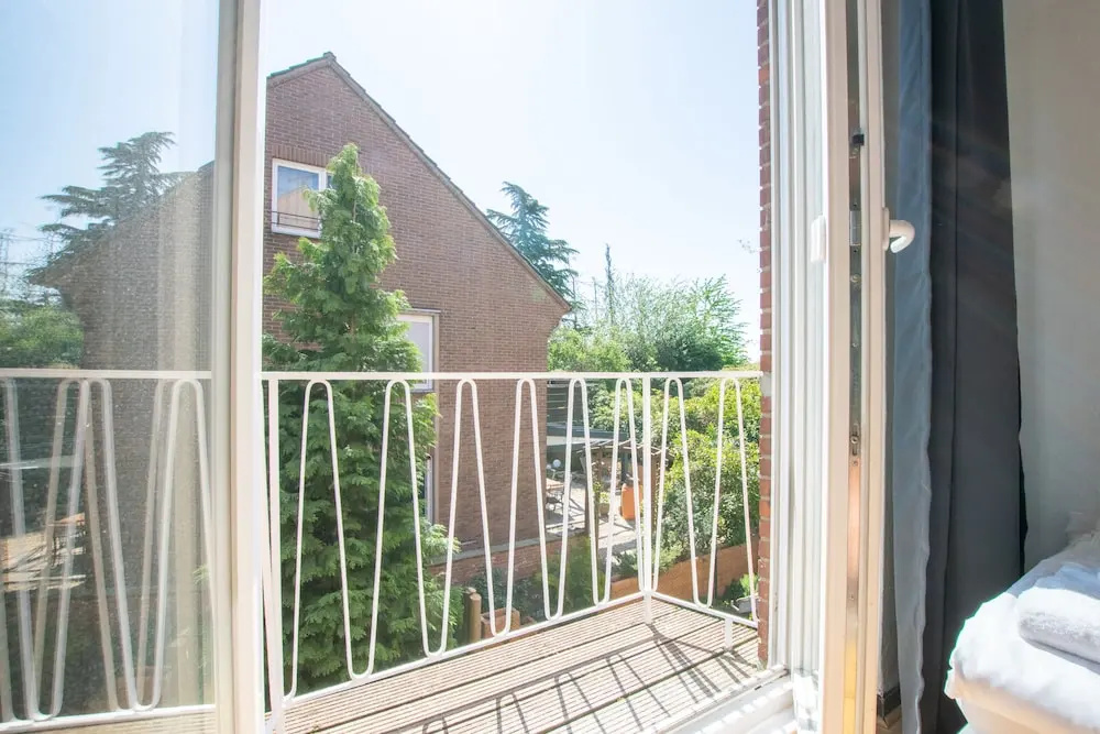 Balcony & Terrace