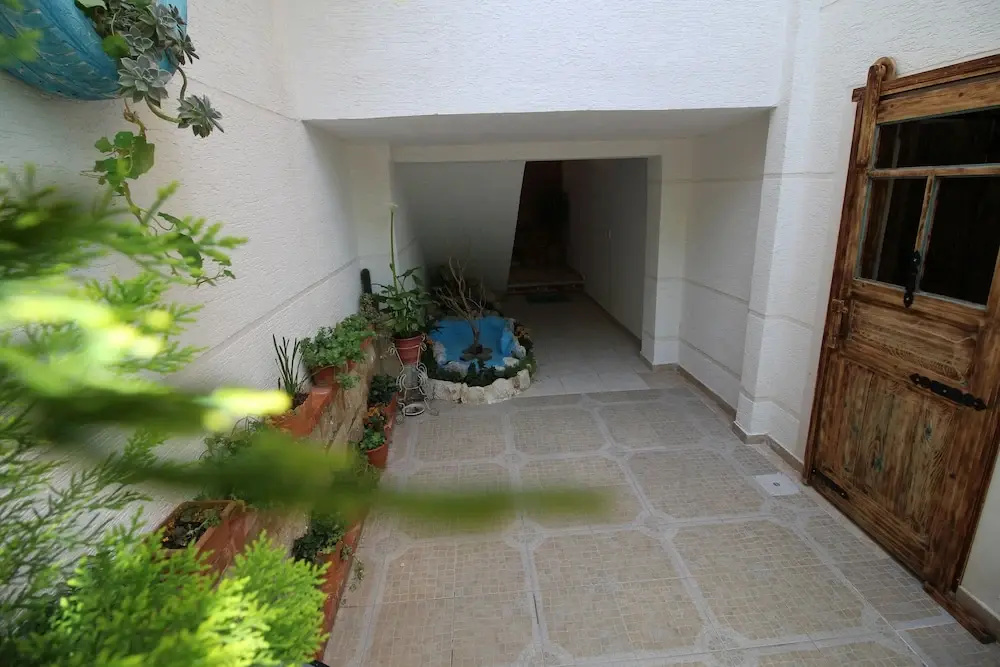 Balcony & Terrace