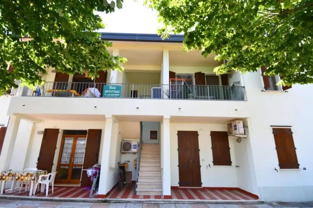 Flat With Shared Garden 200 m From the sea