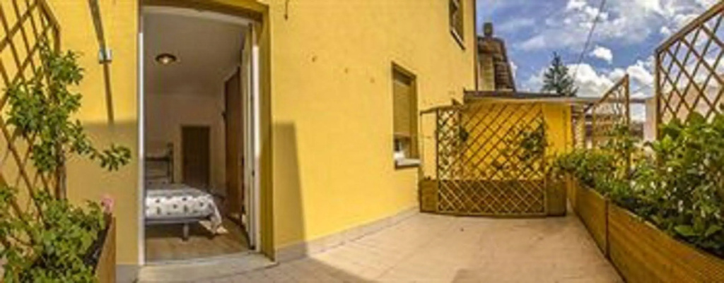 Balcony & Terrace