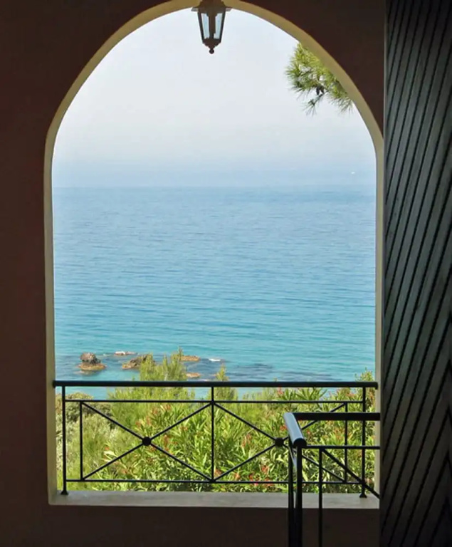 Pool Apartments With Panoramic Pelekas Beach View