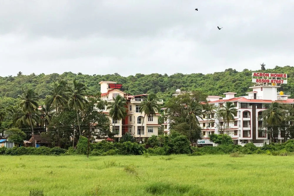 OYO 15593 Home Bohemian 1BHK Candolim
