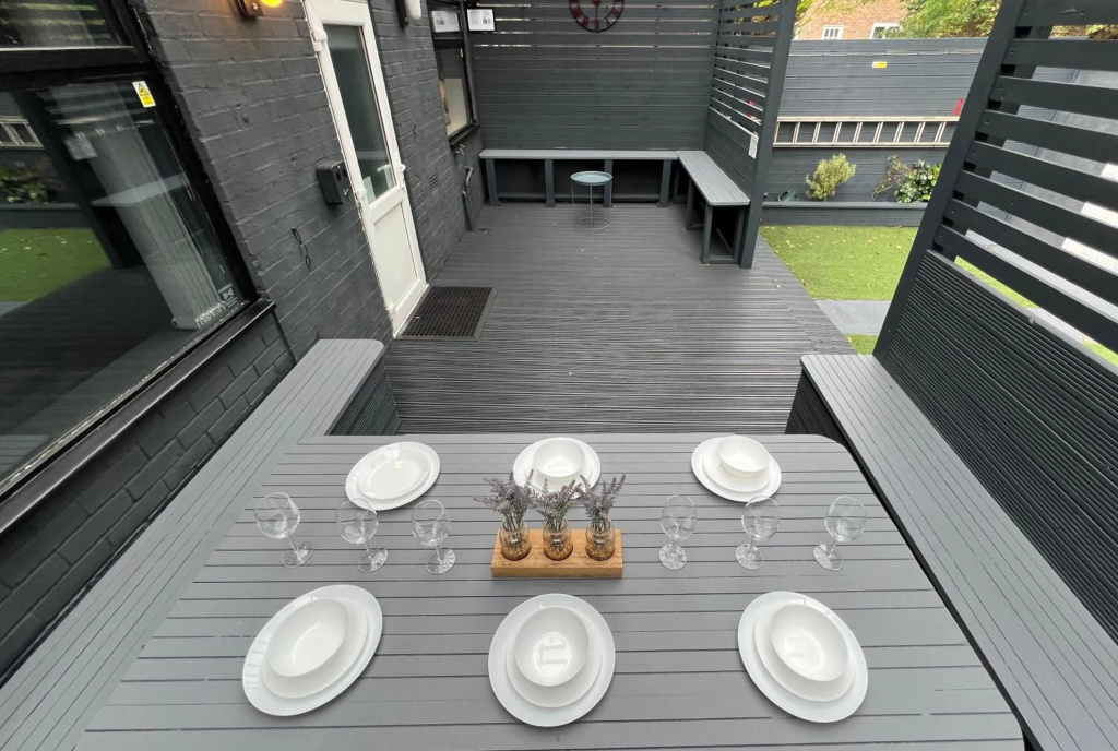 Luxurious *5 Bedroom House*In Center Of Birmingham