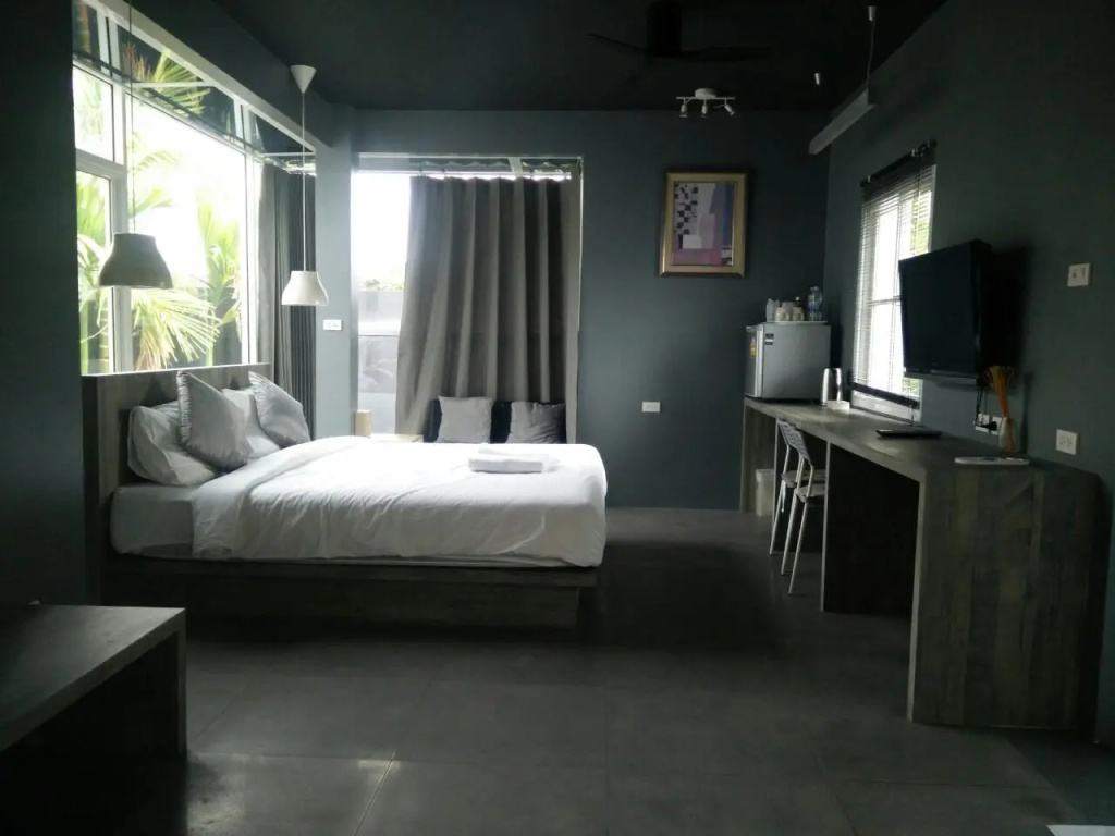 Standard Double room (full double bed)
