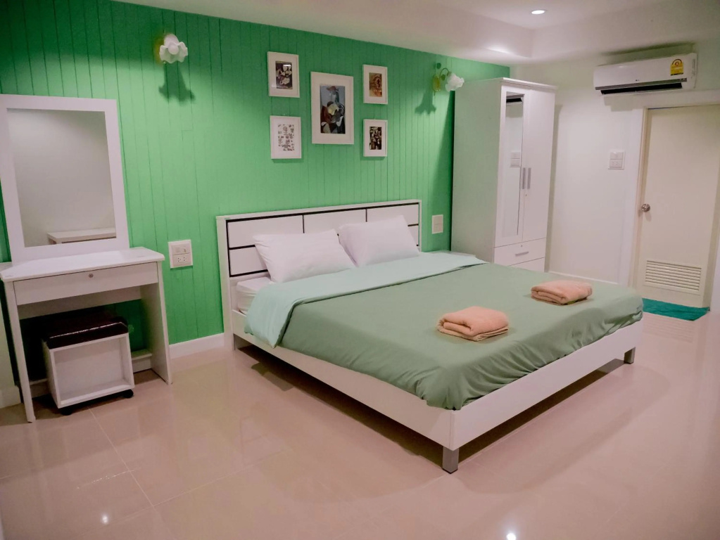 UJ Apartment — 3