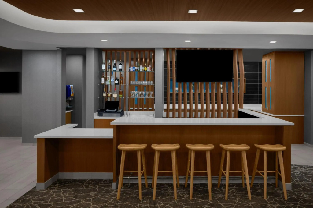 SpringHill Suites Grand Rapids Airport Southeast - фото 38