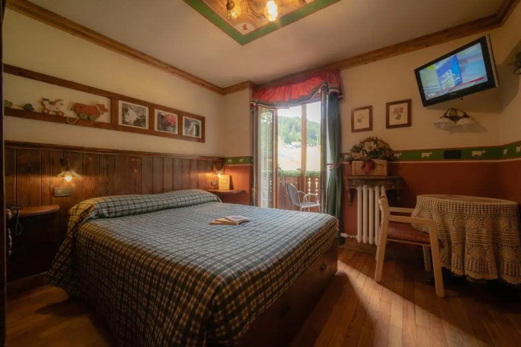 Economy Double room (full double bed)