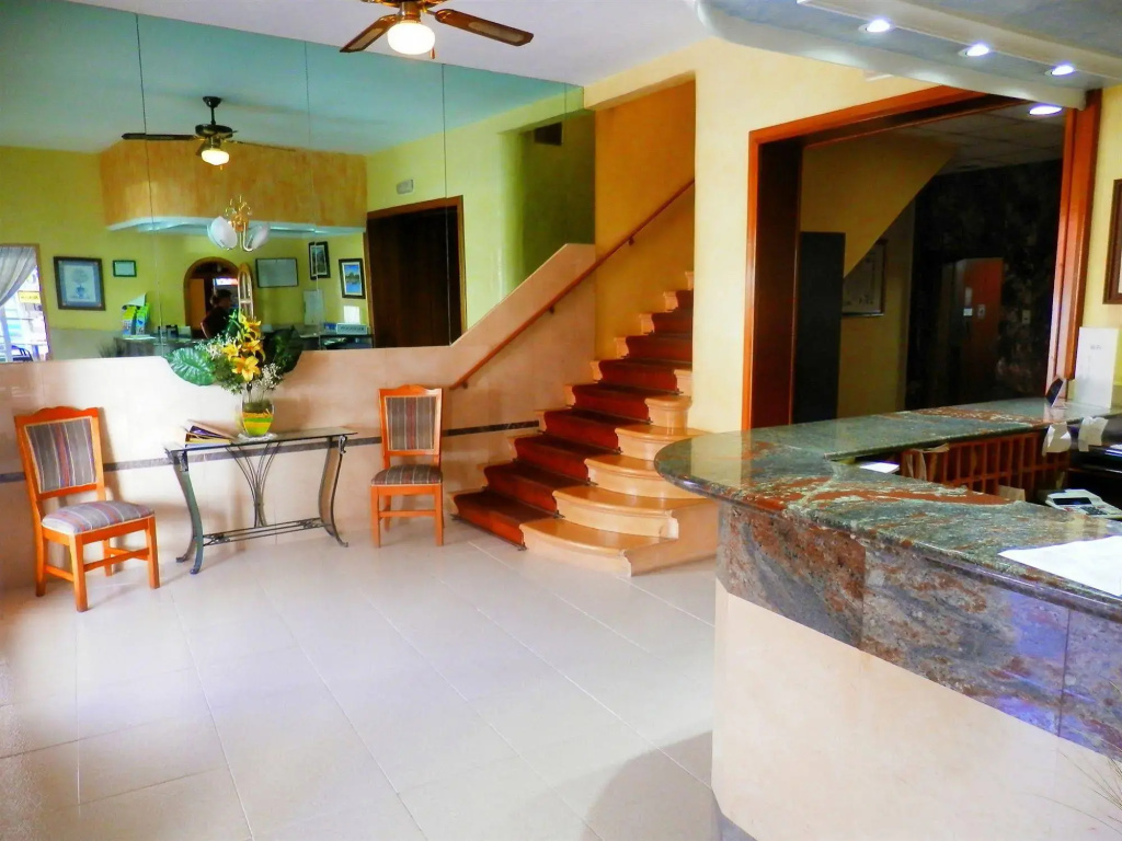 Hotel photo 2