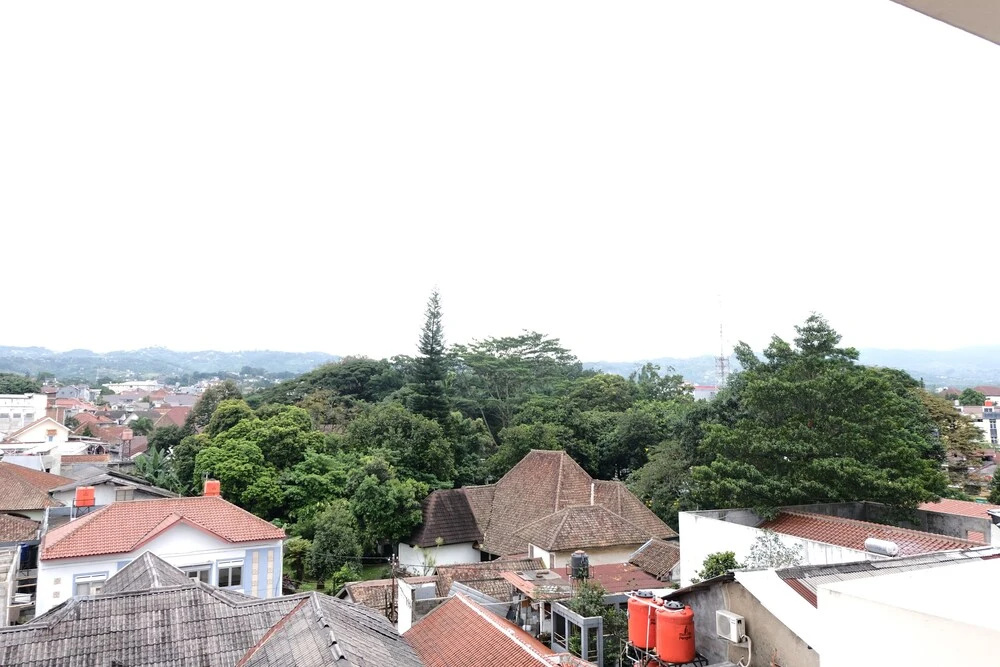 Spacious 3Br At Dago Butik Apartment