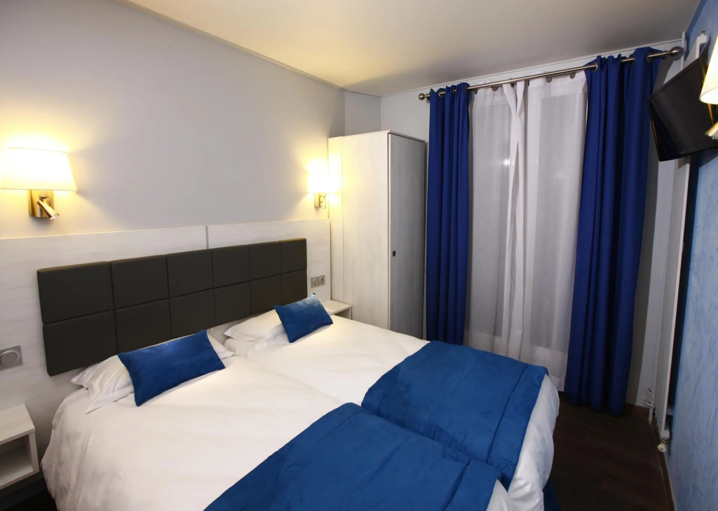 Standard Double room (twin beds)