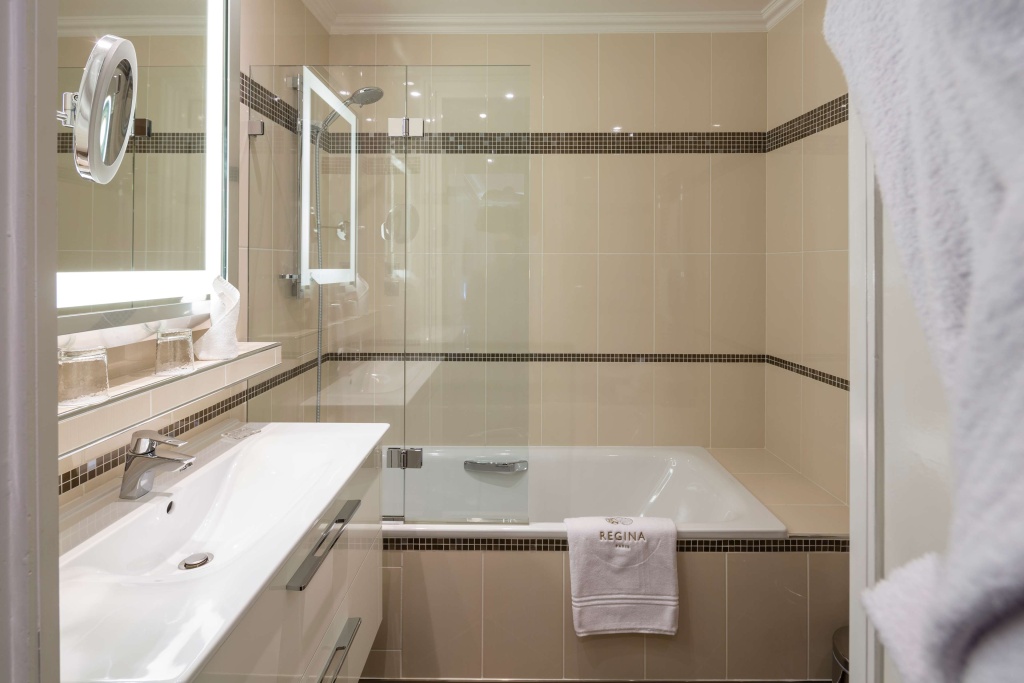 Hotel Regina Louvre 47