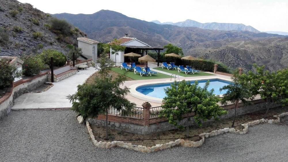 Villa With 3 Bedrooms in El Chorro, With Wonderful Mountain View, Priv