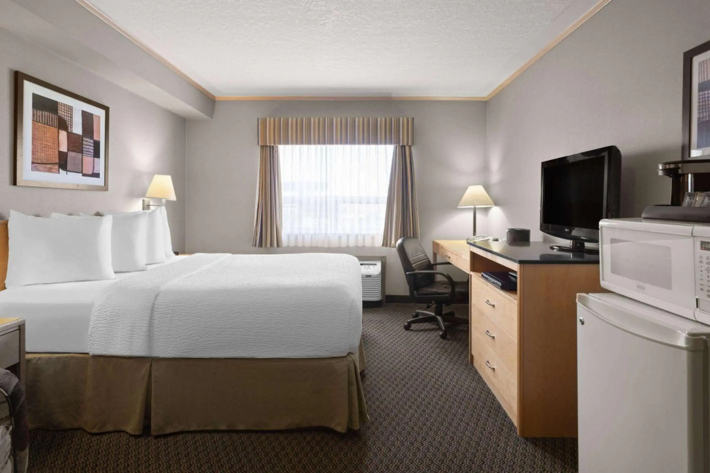 Travelodge by Wyndham Fort McMurray - фото 25