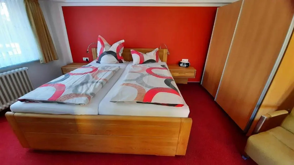 Standard Double room (full double bed)