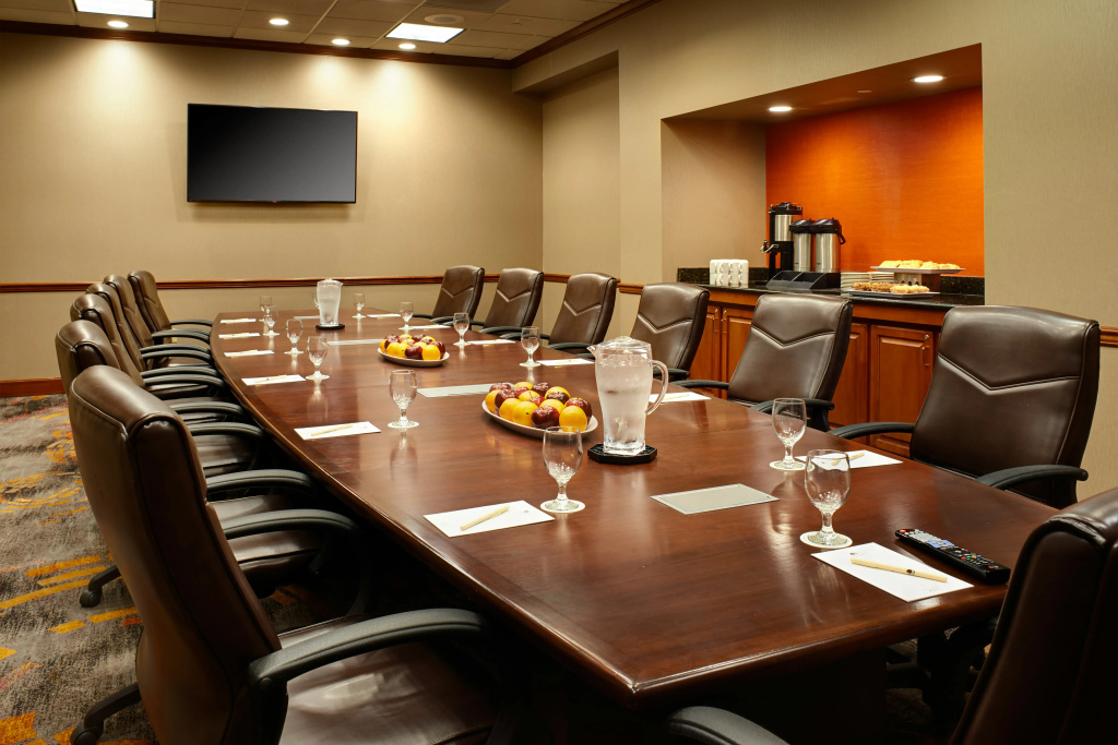 DoubleTree by Hilton Detroit - Dearborn - Général