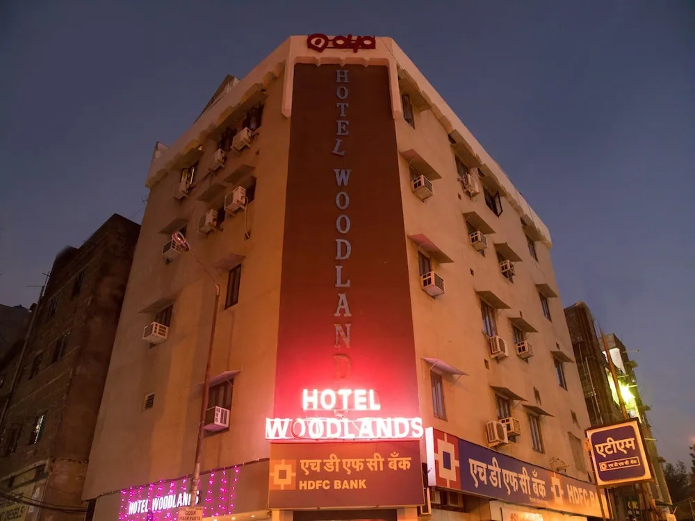 Hotel Woodlands By OYO Rooms