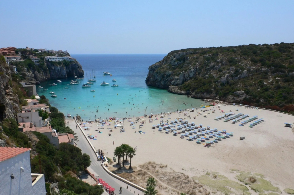 Beach & Waterfront
