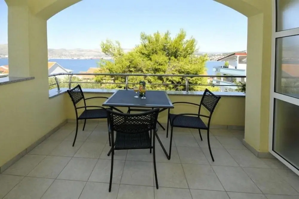 Apartments Villa Moonlight - One Bedroom Apartment With Sea View Balcony
