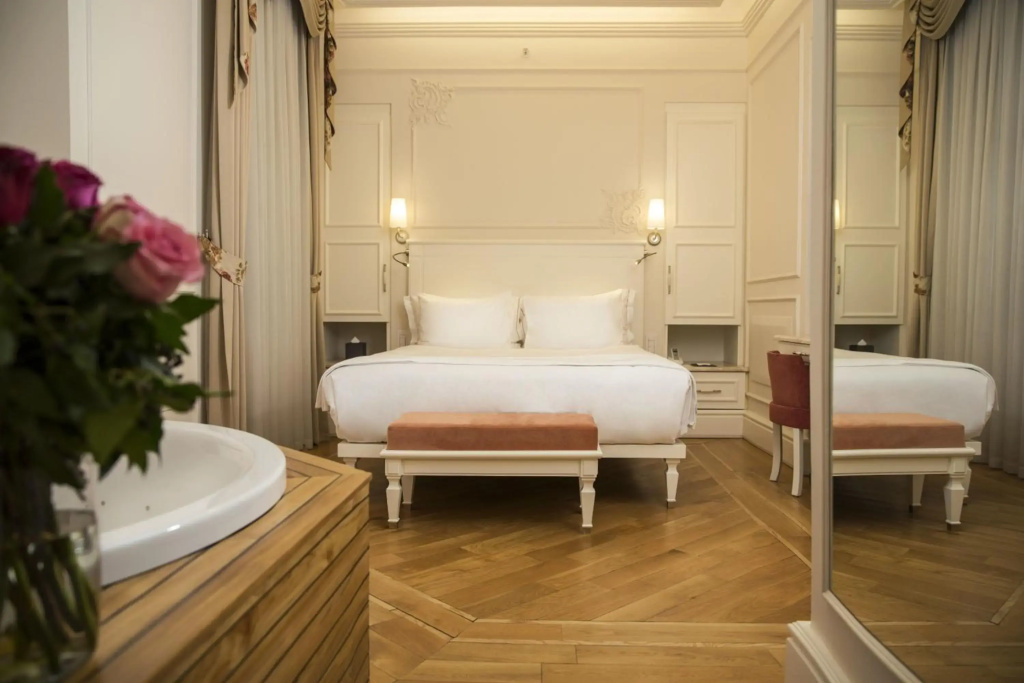 Corinne Art & Boutique Hotel — фото