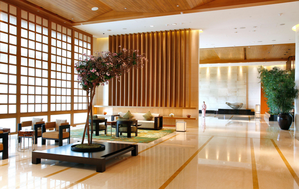 Lobby & Reception