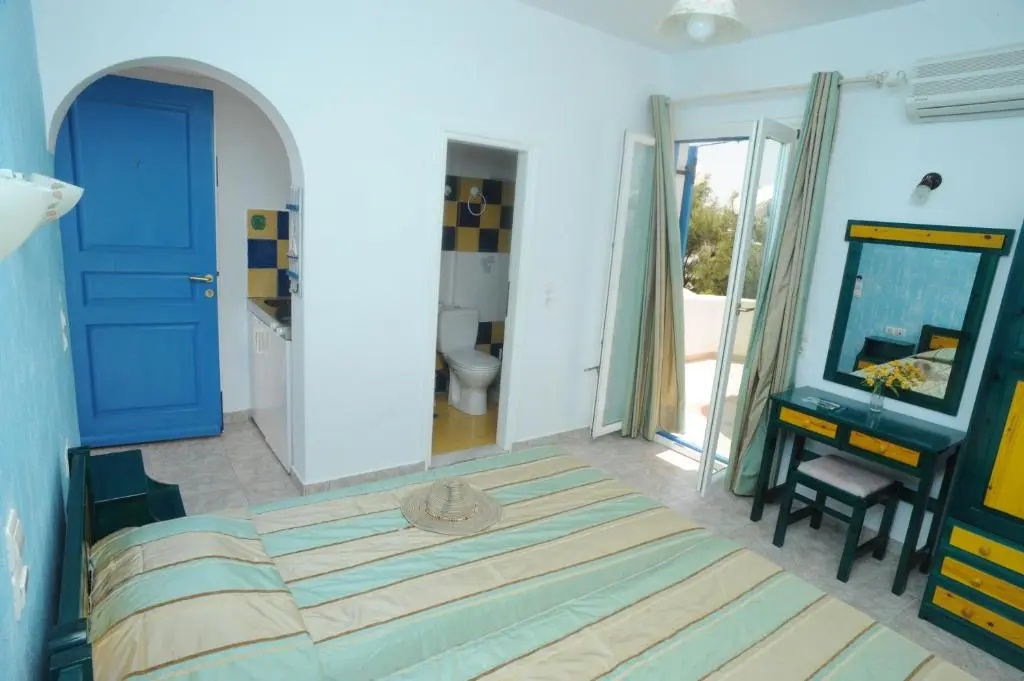 Studio with sea view