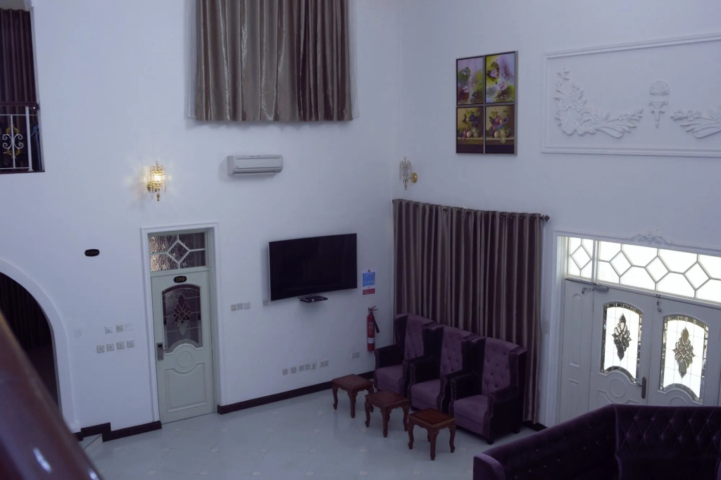 Kingsbridge Royale Hotel - Général