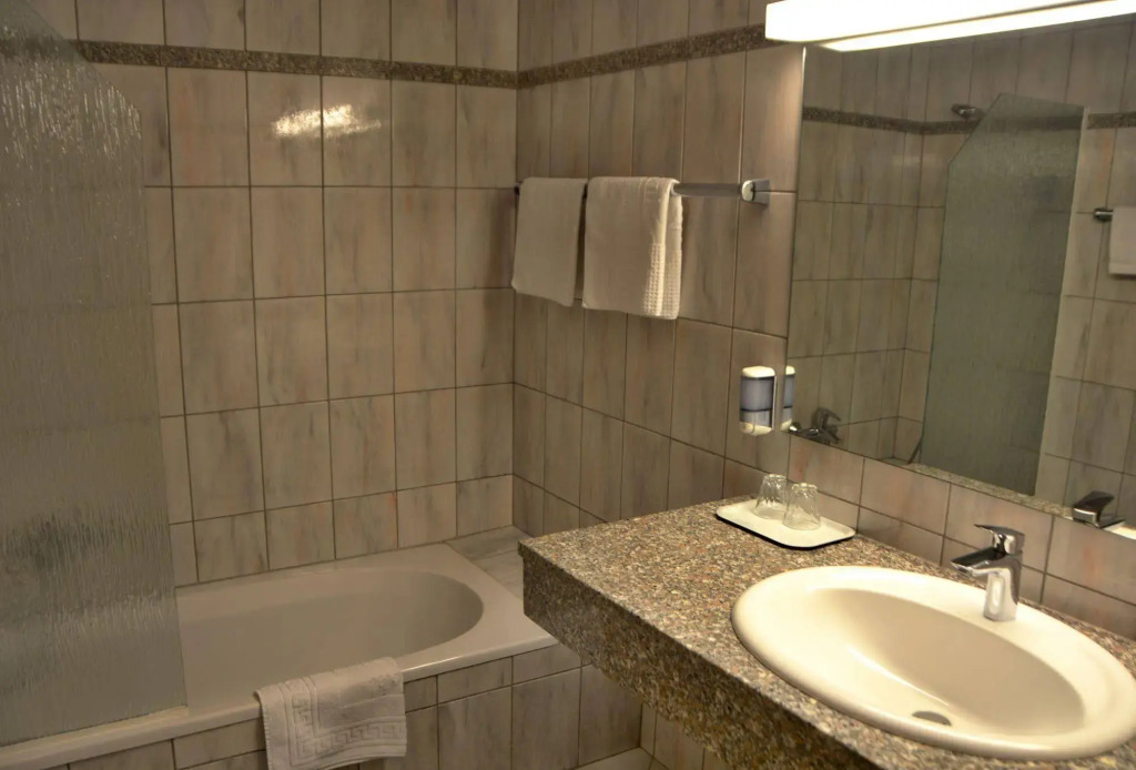 Soulsisters' Hotel by null