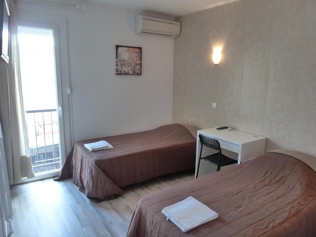 Standard Double room (full double bed)