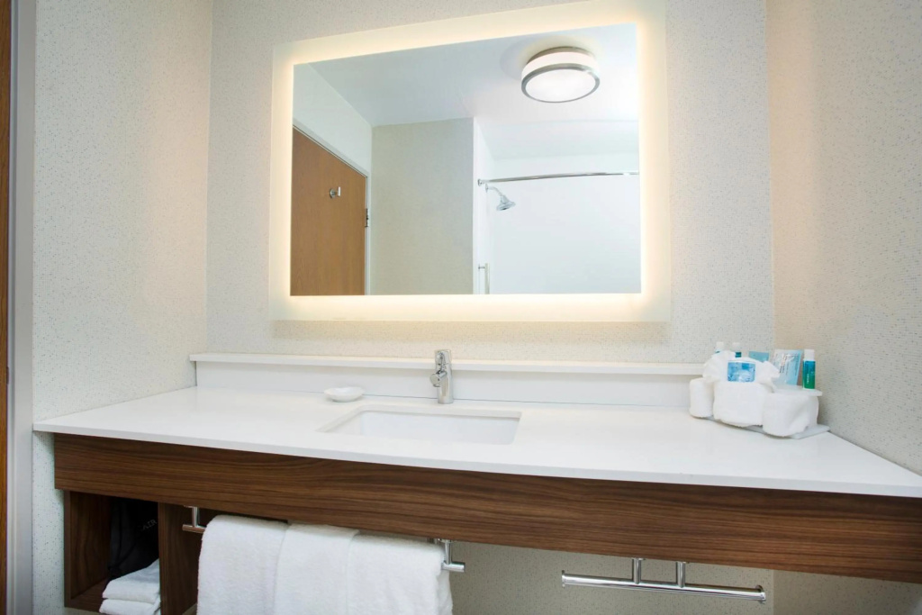 Holiday Inn Express Kansas City - at the Legends - Général