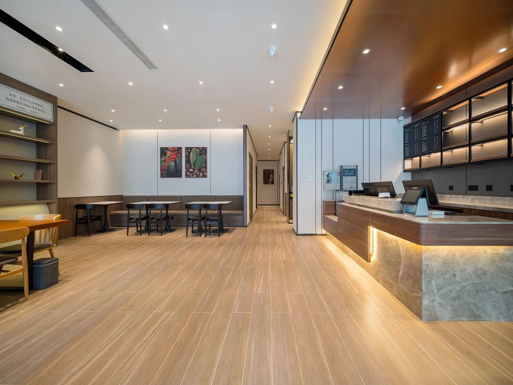 Lobby & Reception