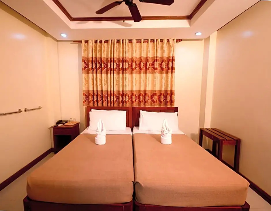Standard Double room (twin beds)