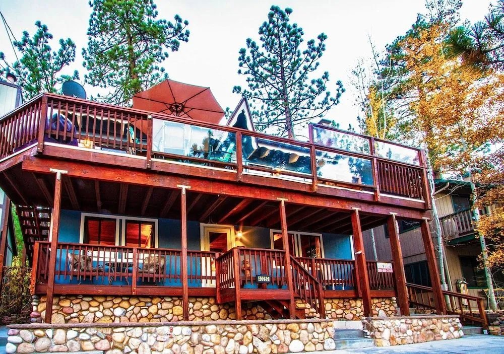 40289 Lakeview Home 4 Bedrooms 2 Bathrooms Home