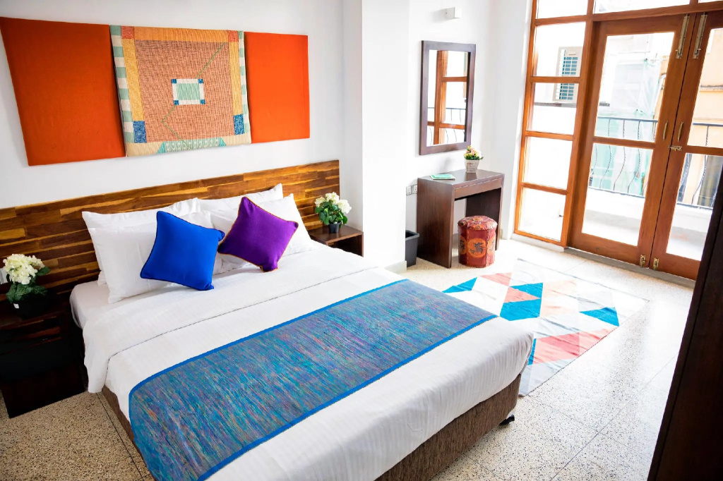 Standard Double room with balcony (full double bed)