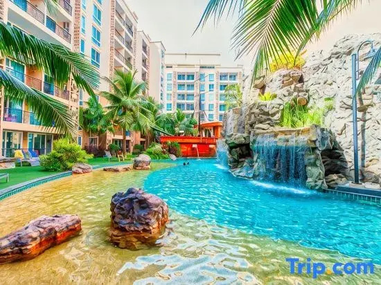 Двухместный номер Deluxe с видом на море (двуспальная кровать) в Atlantis Condo Resort Jomtien TLH