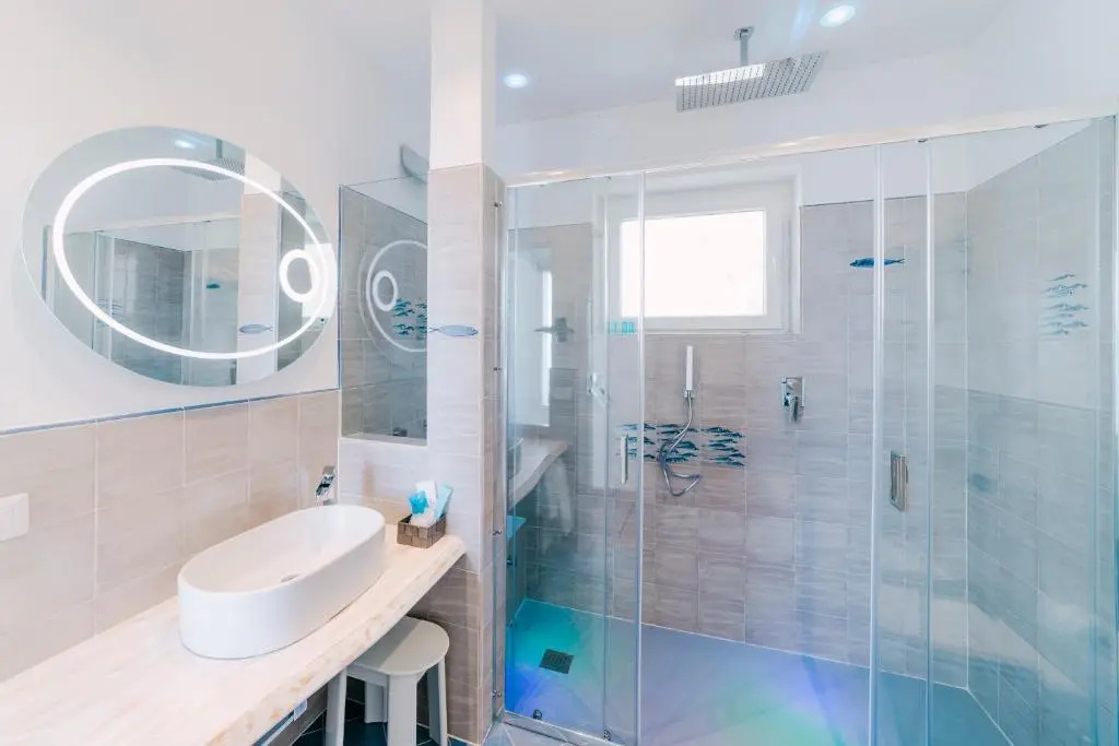 Superior Double room (full double bed)