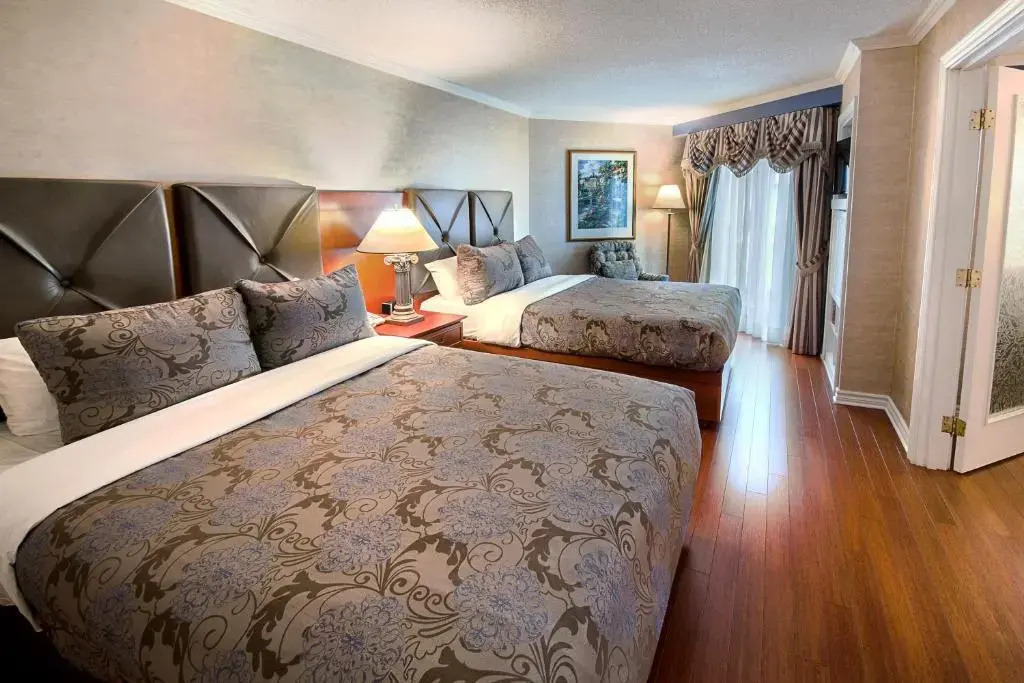 Quadruple Family Suite with balcony