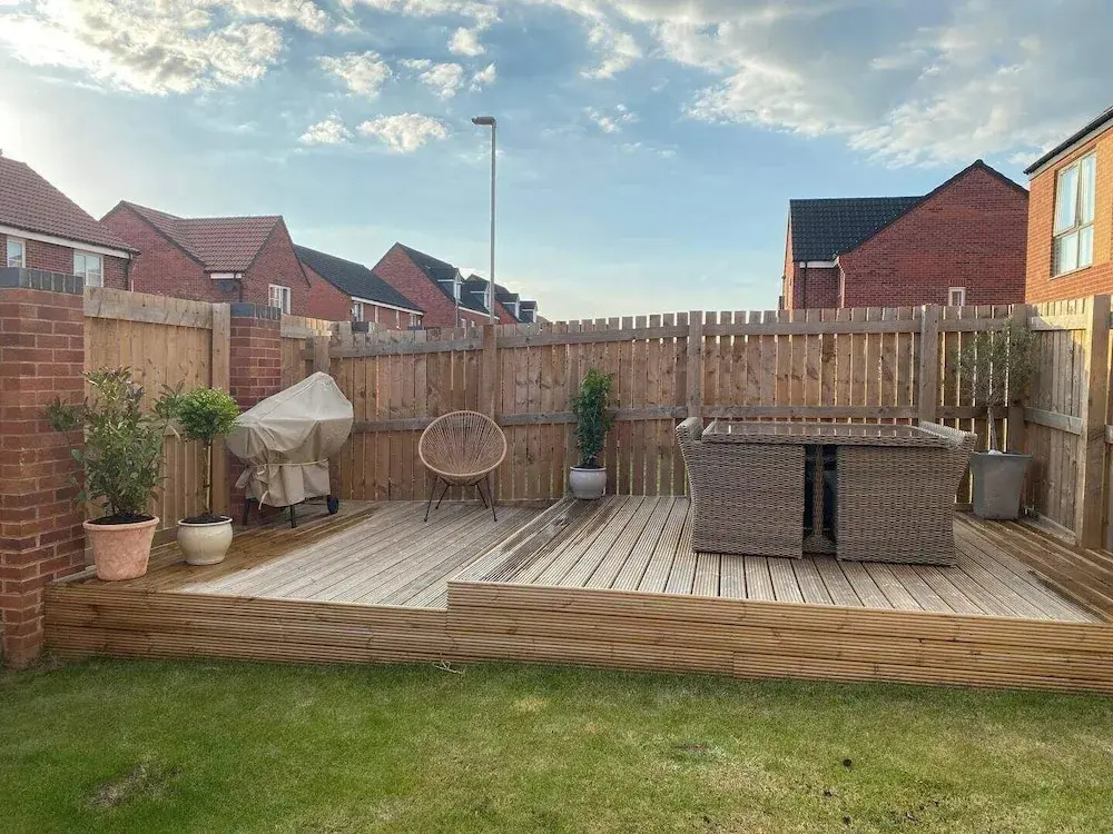 House-sleeps3-parking-garden-petfriendly