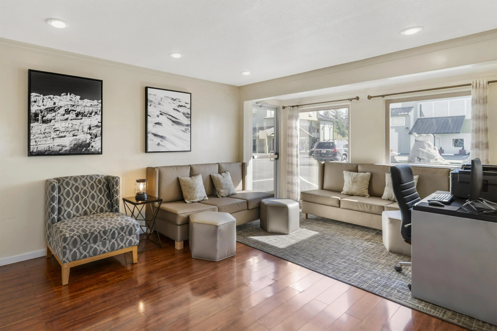 Best Western Plus Northwoods Inn — фото 3