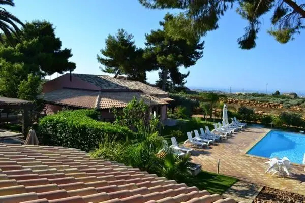 Deluxe Cottage