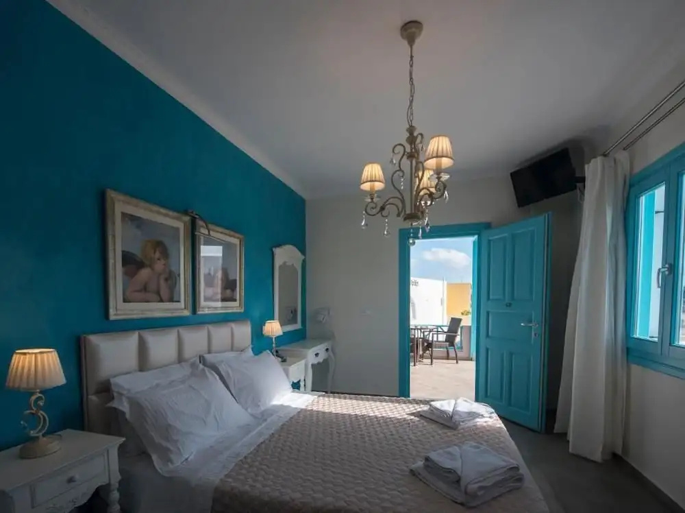 Double Studio (full double bed)