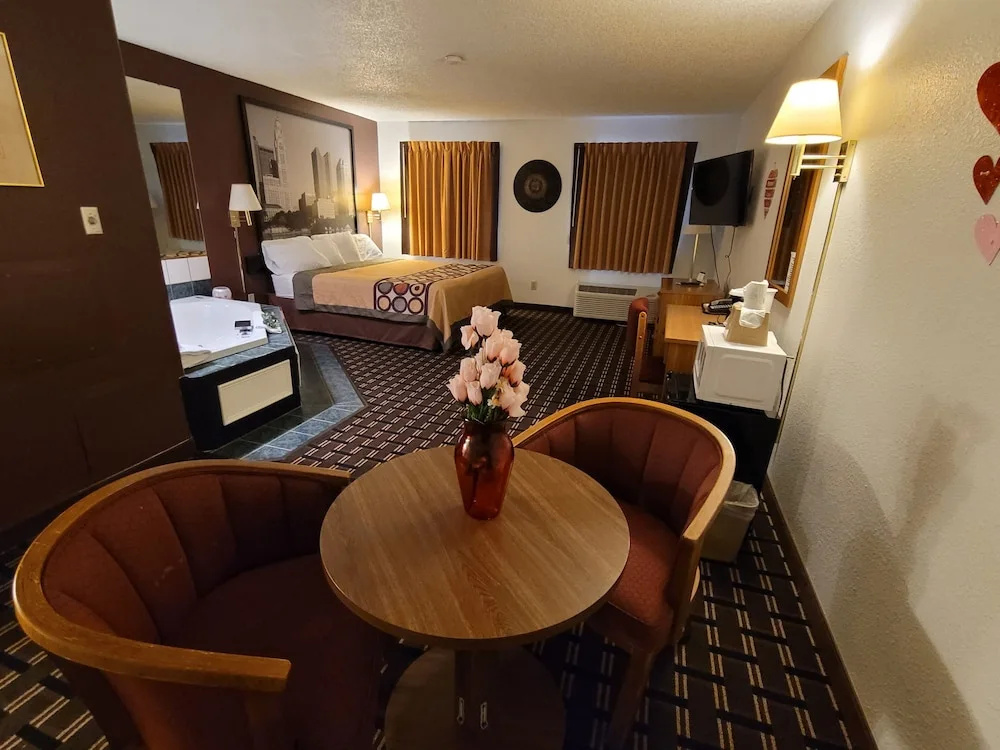 Double Studio Suite (full double bed)